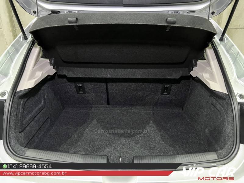 CHEVROLET - CRUZE - 2018/2019 - Prata - R$ 89.900,00