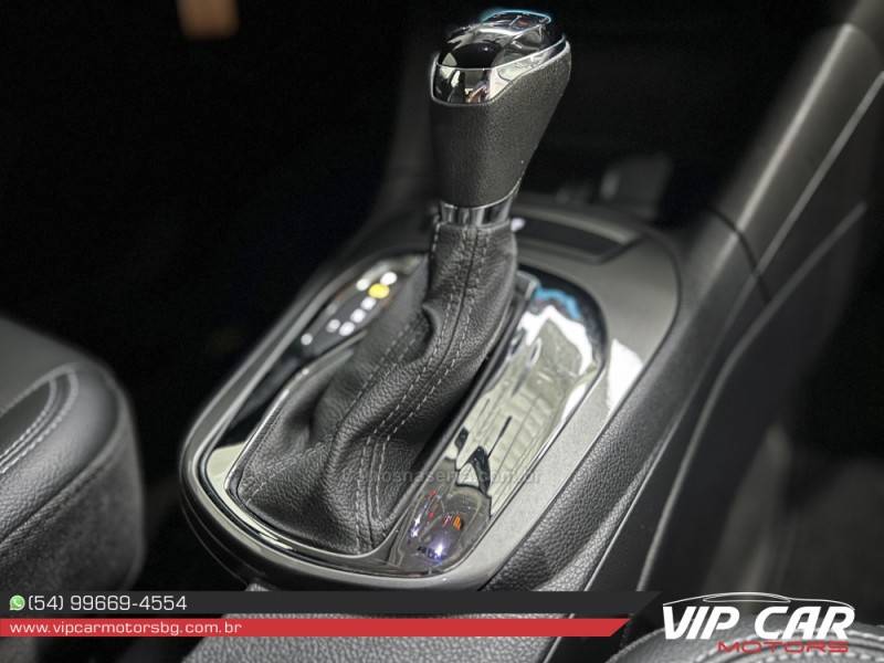 CHEVROLET - CRUZE - 2018/2019 - Prata - R$ 89.900,00