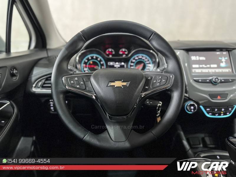 CHEVROLET - CRUZE - 2018/2019 - Prata - R$ 89.900,00