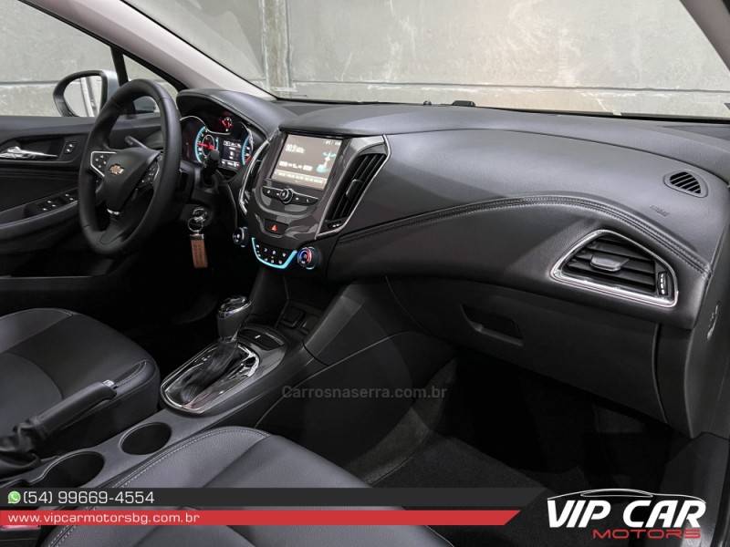 CHEVROLET - CRUZE - 2018/2019 - Prata - R$ 89.900,00