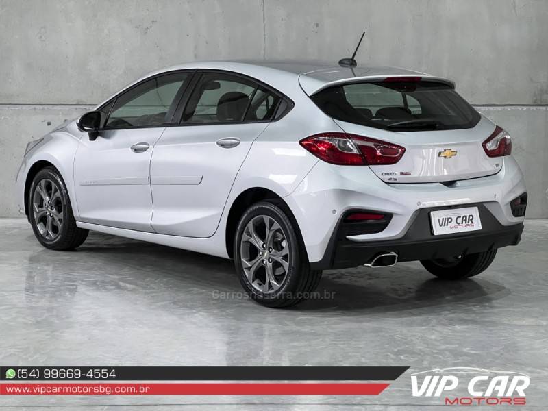 CHEVROLET - CRUZE - 2018/2019 - Prata - R$ 89.900,00