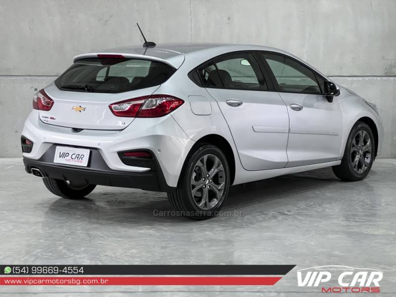 CHEVROLET - CRUZE - 2018/2019 - Prata - R$ 89.900,00